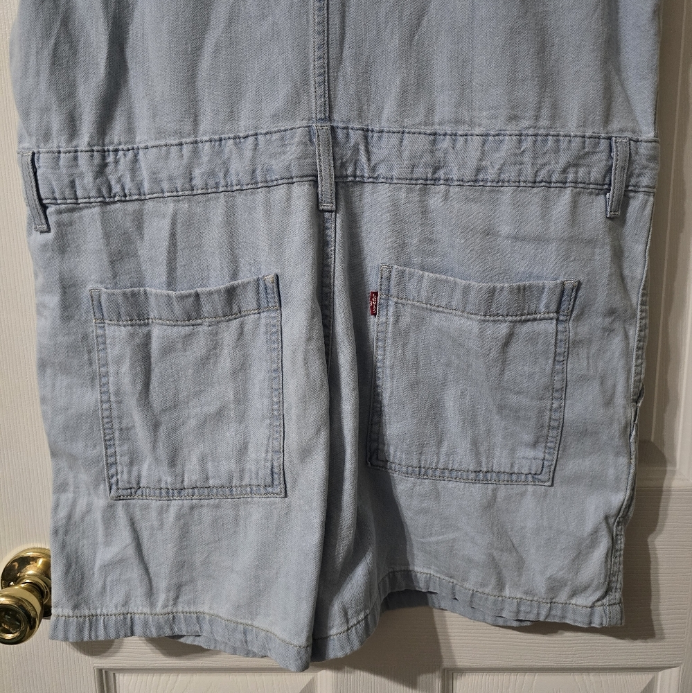NWT Levi's Short-Sleeve Heritage Romper, Light Wash Denim, Relaxed, Sz Large. - Picture 9 of 16